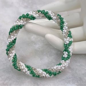 Green & White Seed Bead Stretch Bracelet